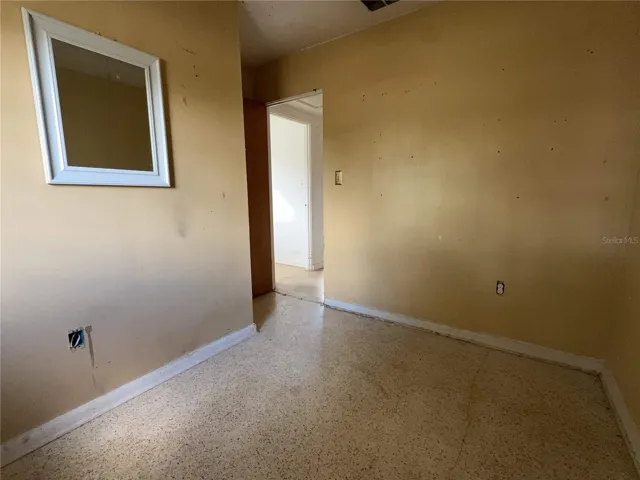 Den