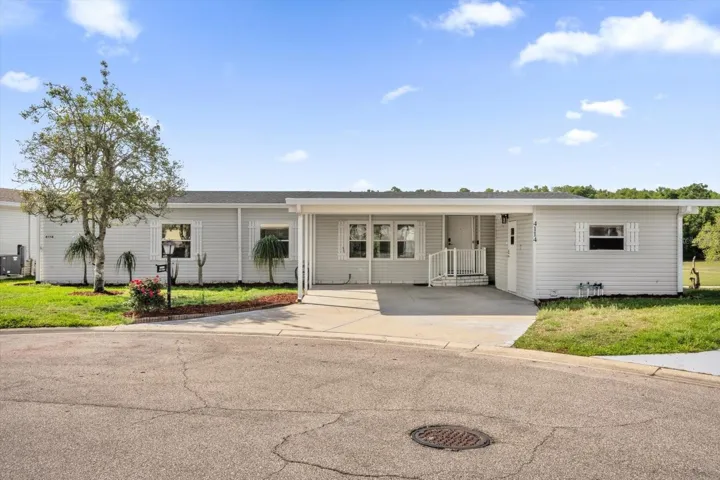 Quiet Cul-de-Sac w/Double Driveway & Storage