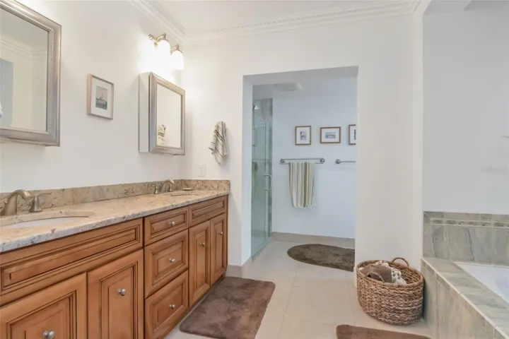 Primary bath