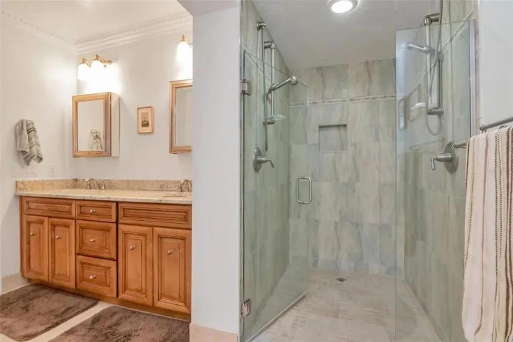 Primary shower