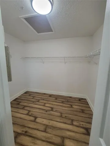 walk in closet master bedroom