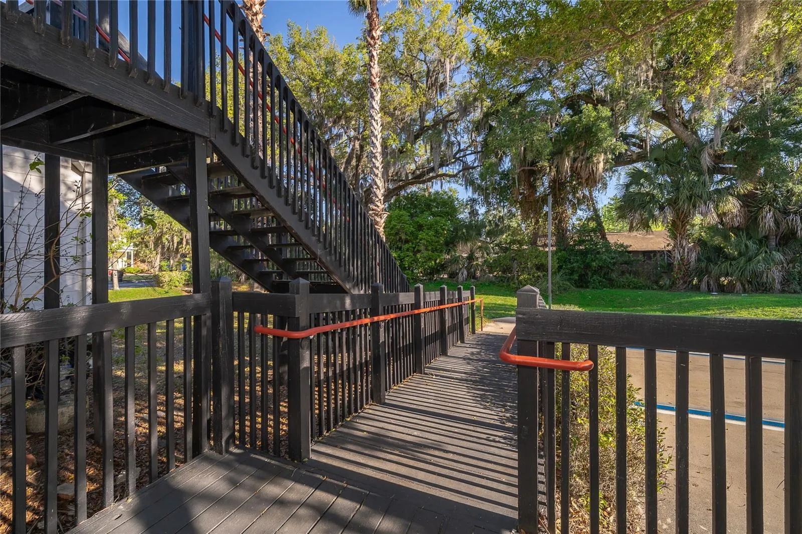Exterior staircase to 2nd floor