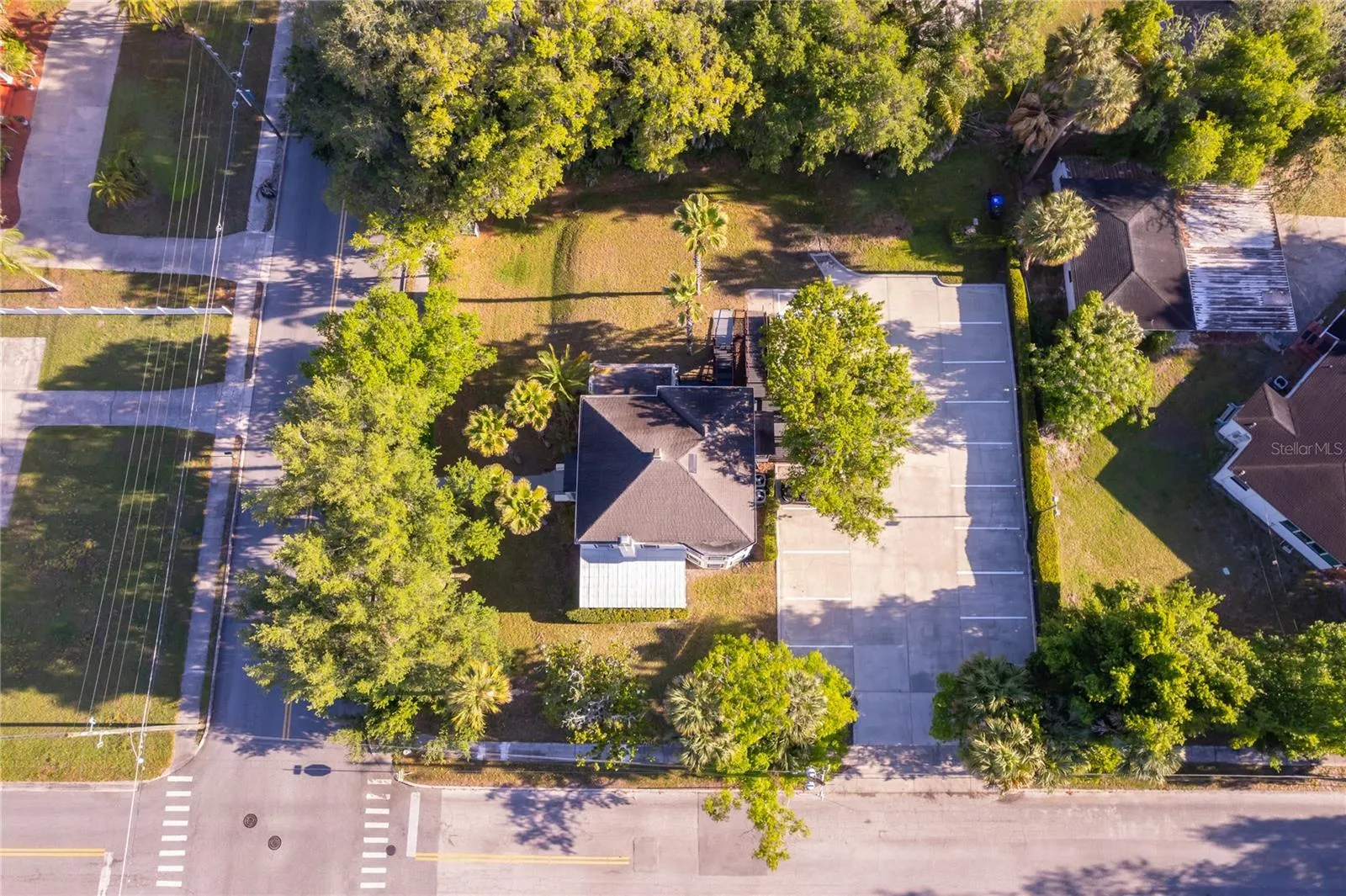 Corner lot