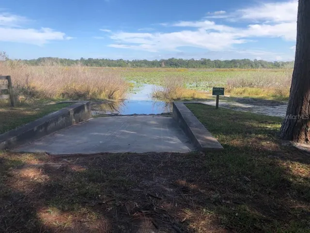community boat ramp at the park