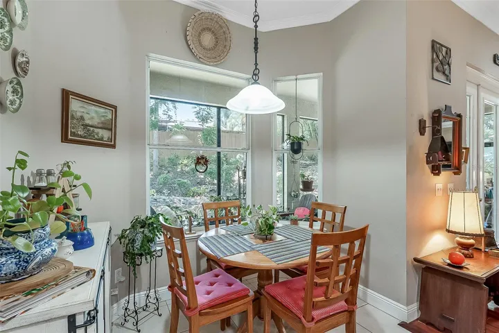 Breakfast Nook