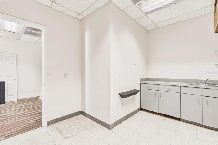 Suite B