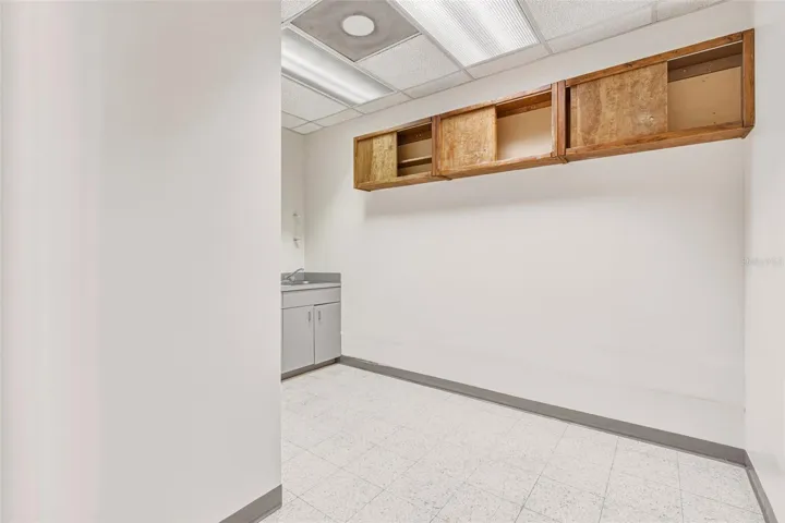 Suite B
