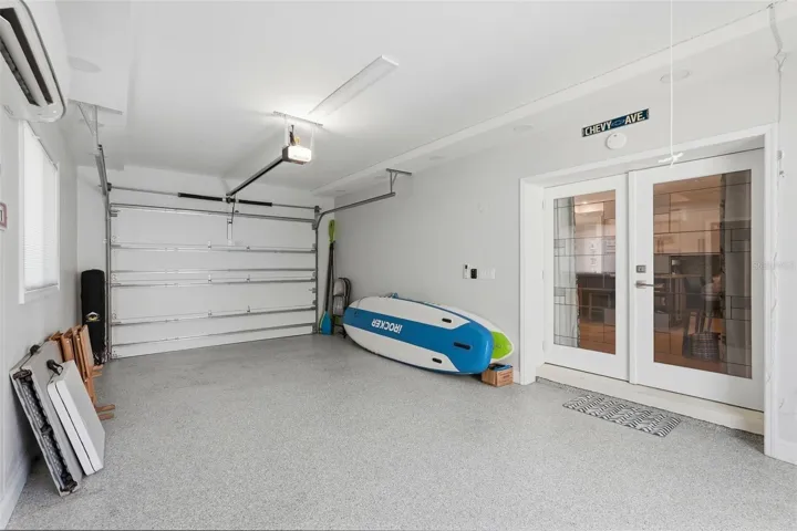 Oversized AC garage!