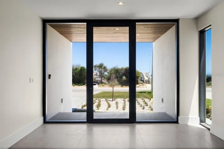 Foyer Entry