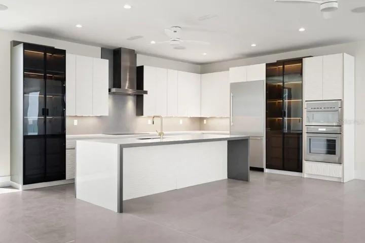 2nd Floor Open Kitchen