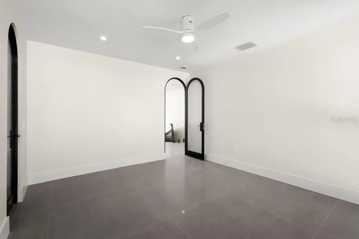 3rd Floor Bedroom Suite #4