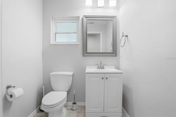 1/2 bath off living room