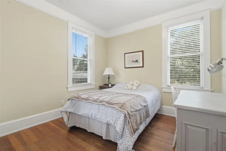 BEDROOM 1 / 1ST FLOOR
