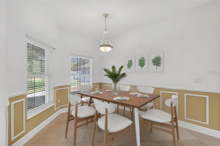 Dinette-Virtually Staged
