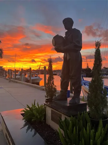 Tarpon Springs Spong Docks