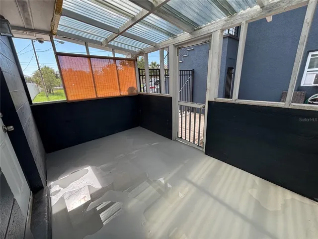 Screened lanai