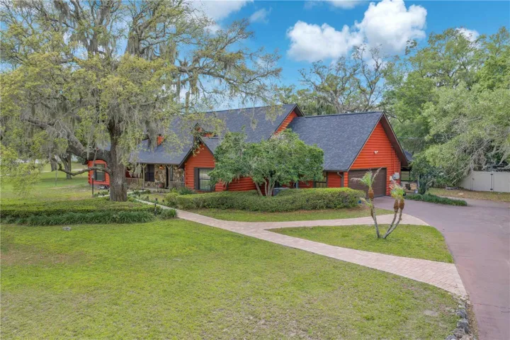This is more than a home—it’s a lifestyle. If you’ve been searching for a one-of-a-kind property that offers space, character, and resort-style living, this Shadow Run gem is ready to welcome you home.