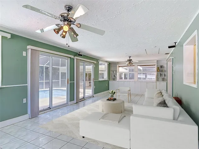 virtually staged Florida room