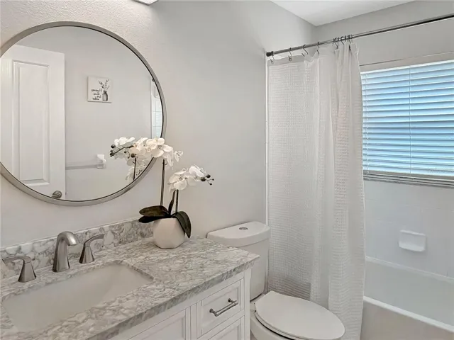 2nd bathroom