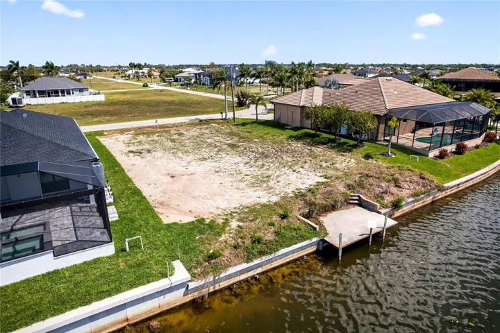 BOATING ENTHUSIASTS will appreciate GULF ACCESS via ONE BRIDGE (approx. 8’9” clearance) with access through the NORTH SPREADER WATERWAY to Pine Island Sound, Cayo Costa, Boca Grande, North Captiva, and Sanibel Island, offering WORLD-CLASS BOATING, FISHING, WATERFRONT DINING, ISLAND HOPING, and UNFORGETTTABLE SWFL SUNSETS!