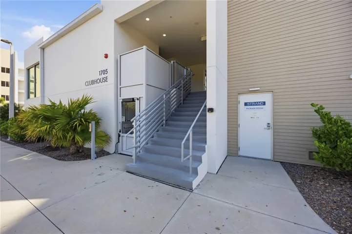 entrance to clubhouse