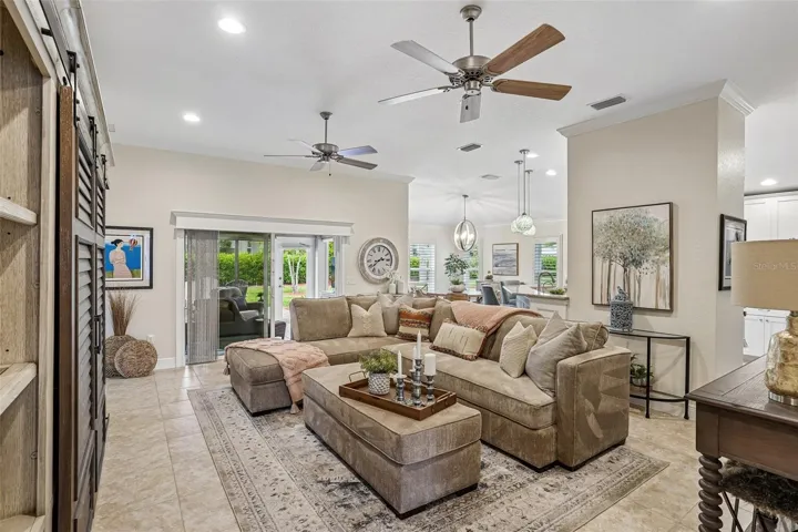 Living Room-Light & Bright