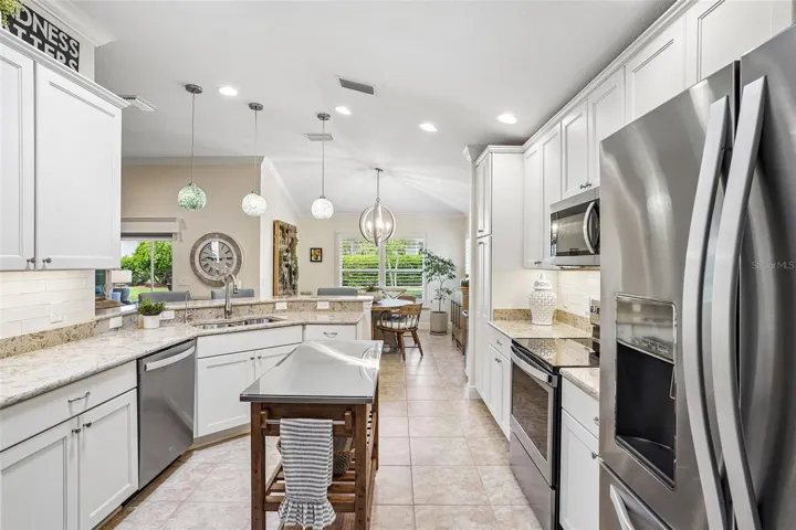 Spacious Kitchen with Pull-Out Drawers