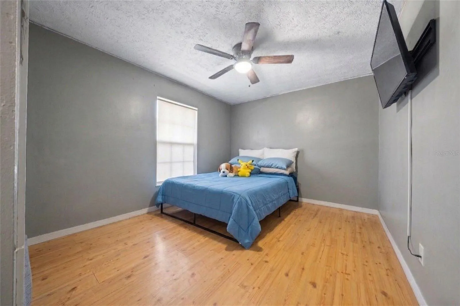 Some furniture and personal items have been virtually removed