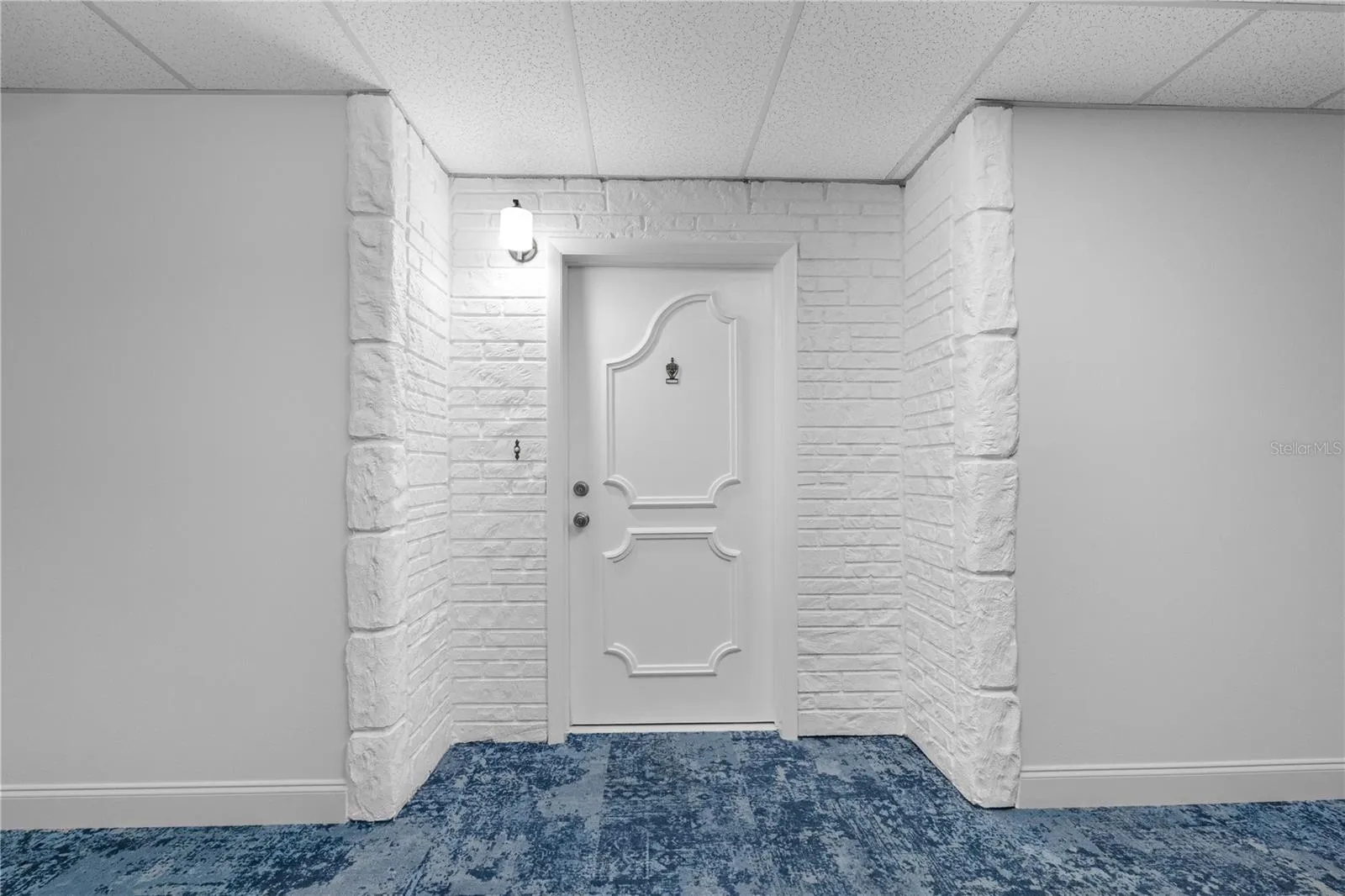 Entrance 404C