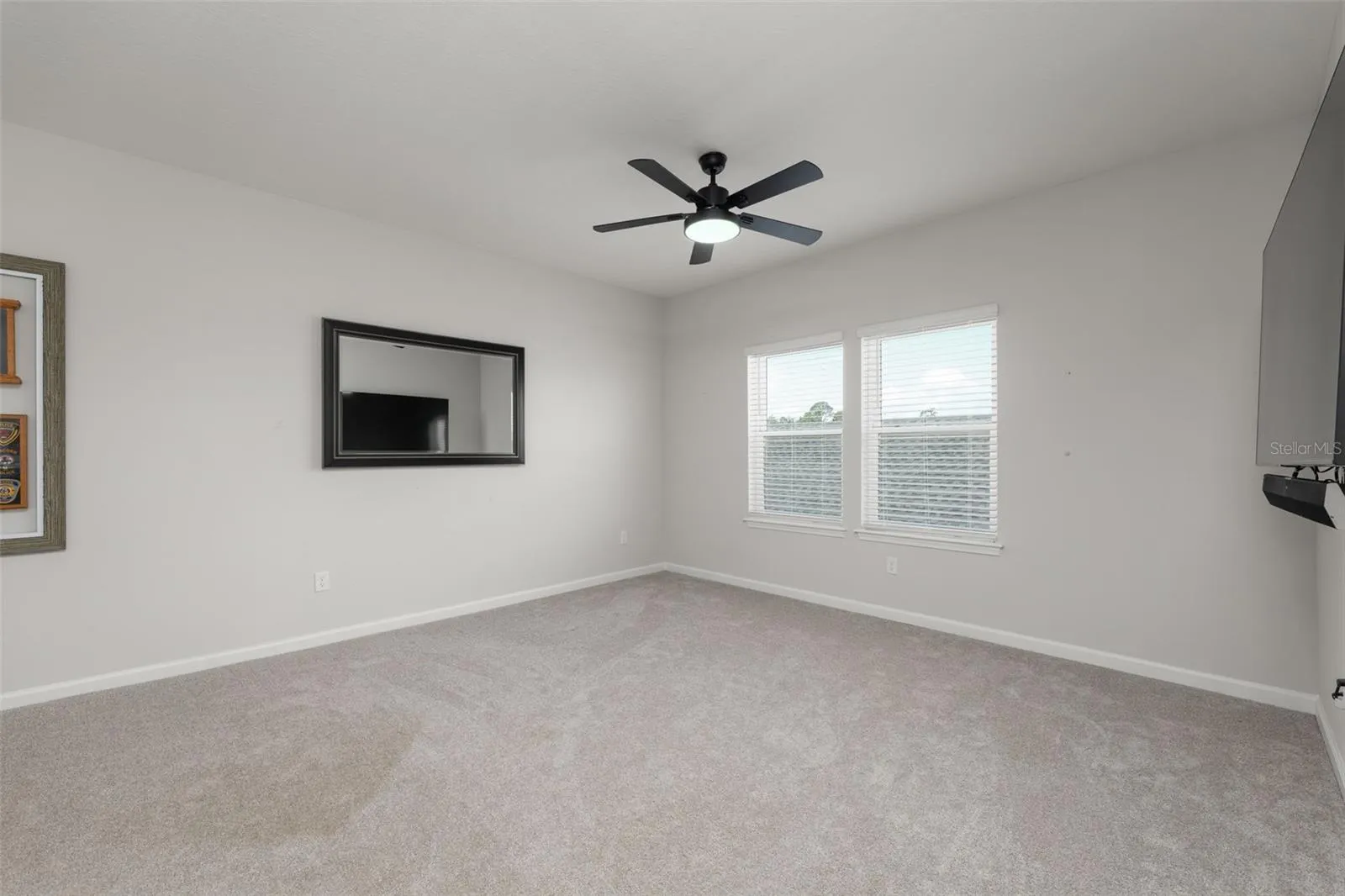 Loft - Upstairs