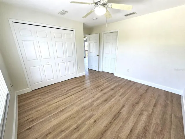 Guest bedroom