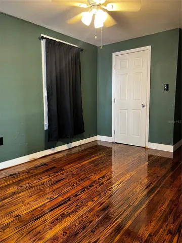 Bedrooms 1