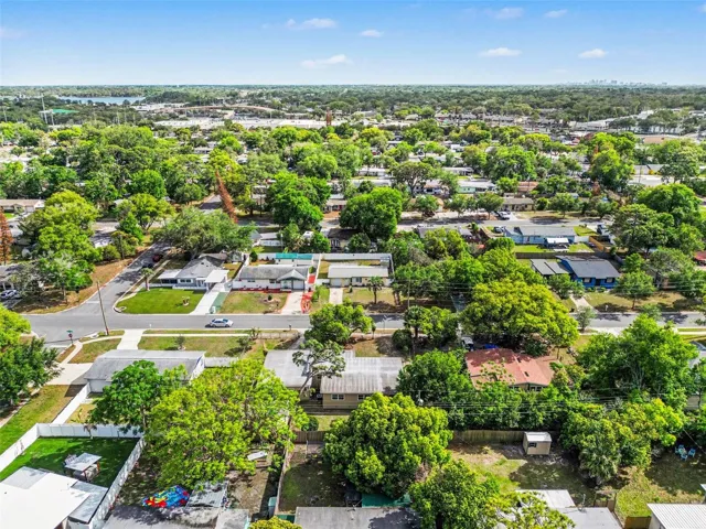 Easy Access to Major Roads and Daily Conveniences