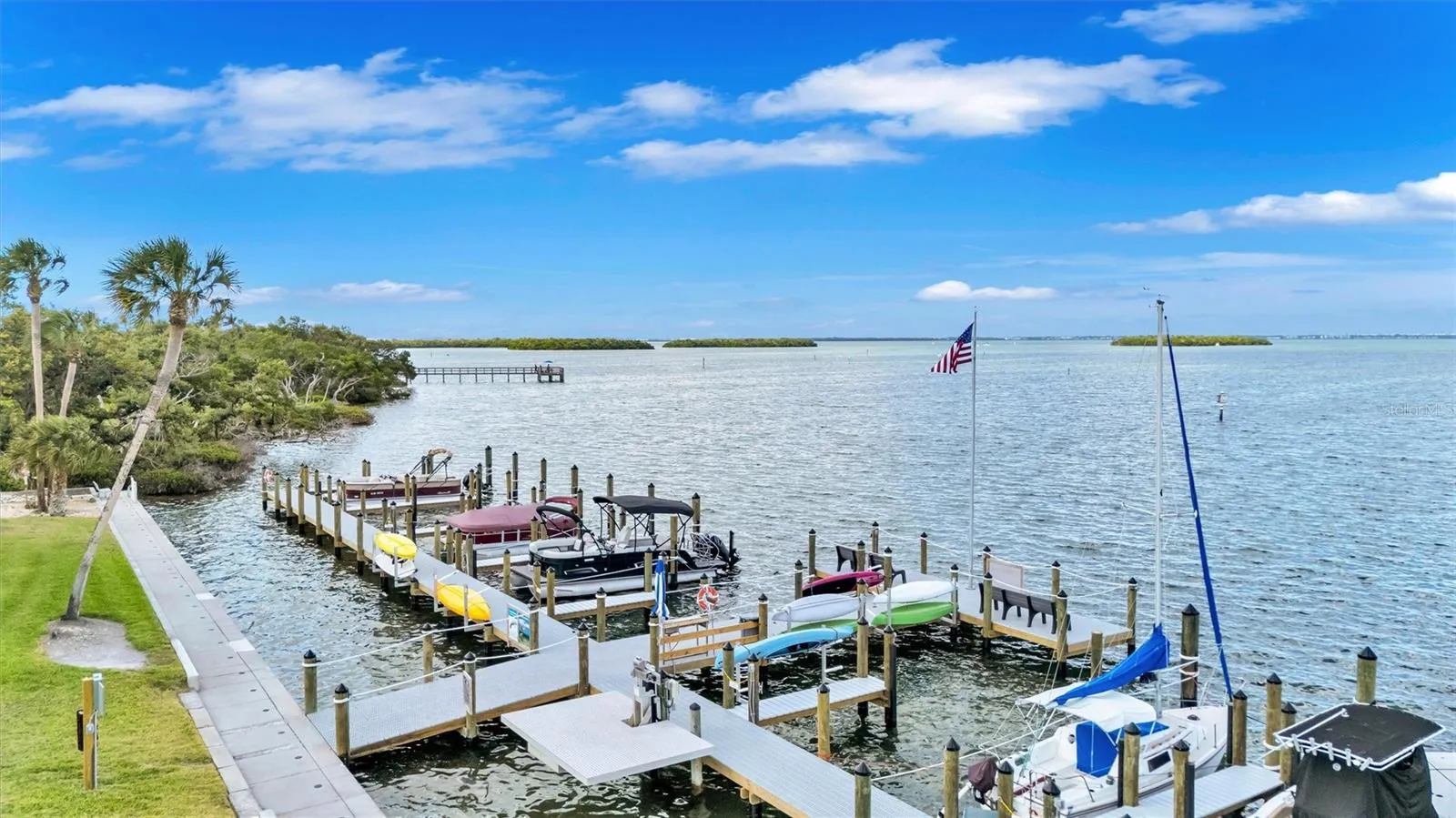 Brand new composit dockage system available for small boats