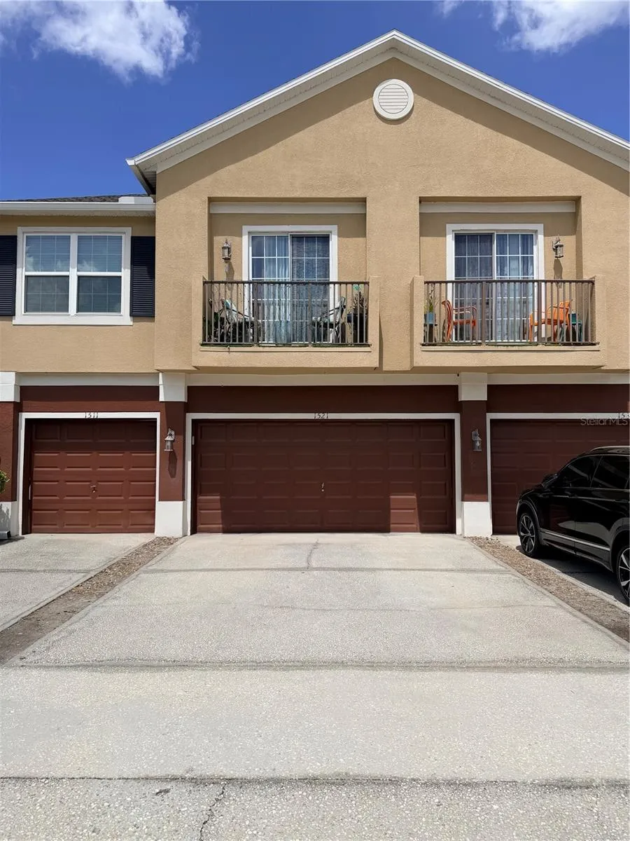 Garage Exterior / Front of Home