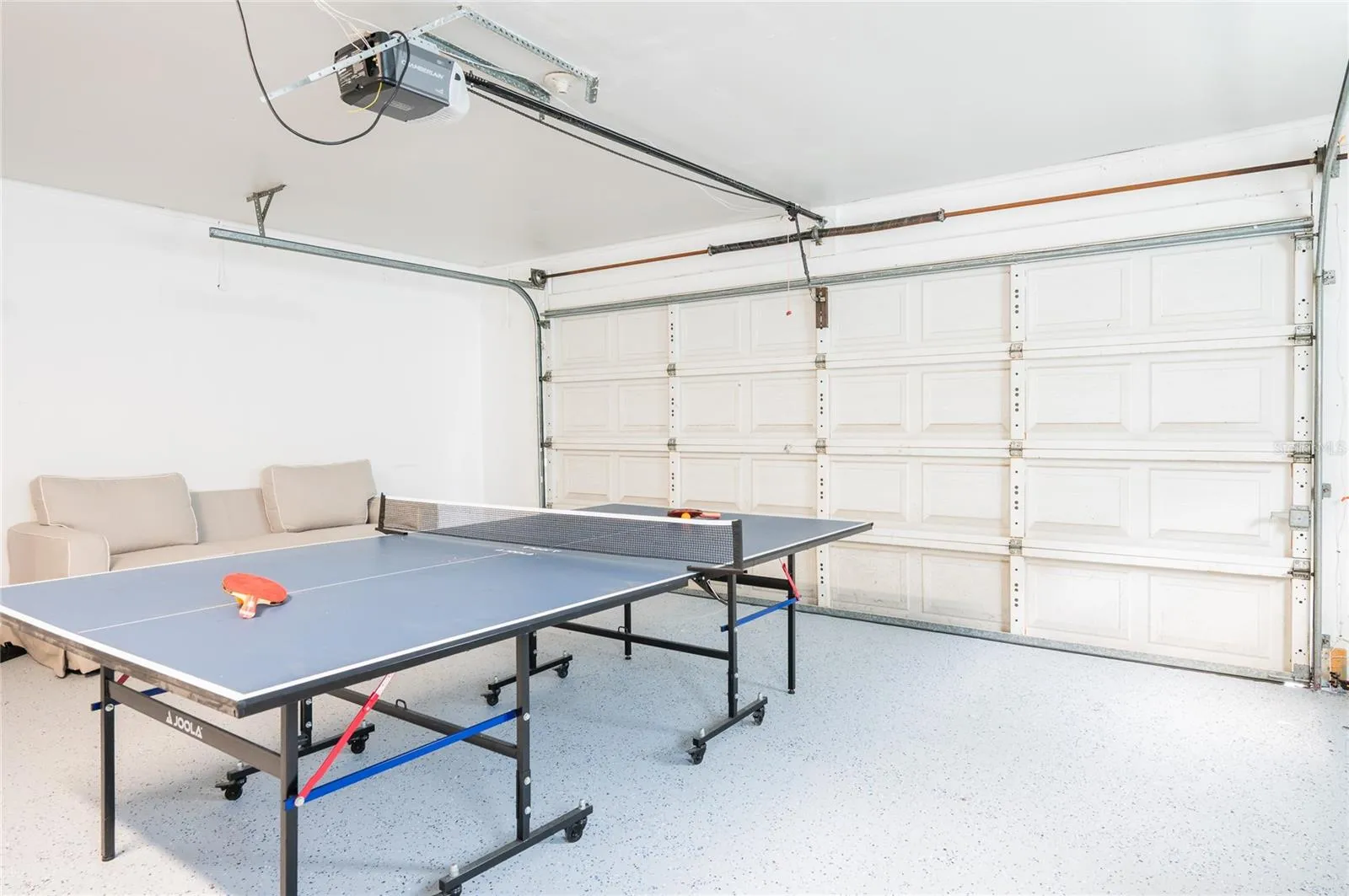 Spacious 2 car garage