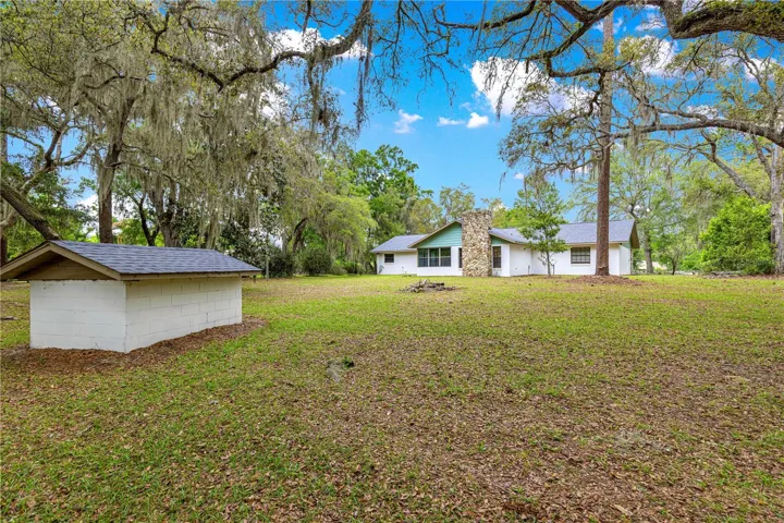 view of well house