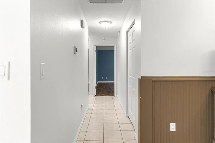 hallway to bedrooms