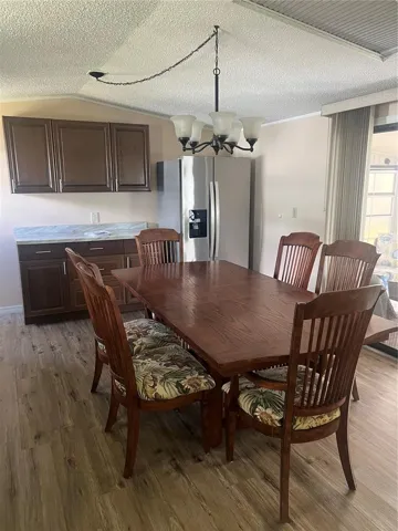 Kitchen / Dining