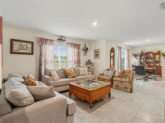 4114 Dovetail Lane, PALMETTO, FL 34221 - Living Room