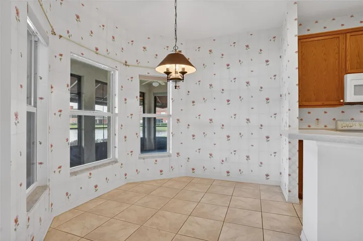 Eat in Kitchen Nook