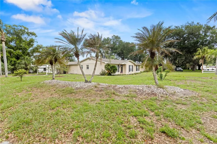 Oversized corner lot