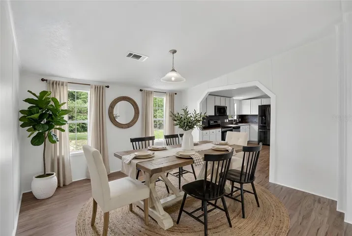 Dining room - Virtually Staged