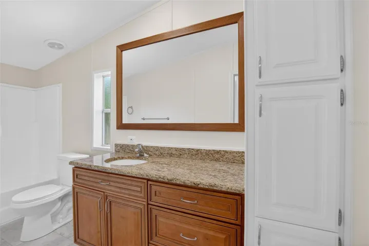 2nd Bathroom