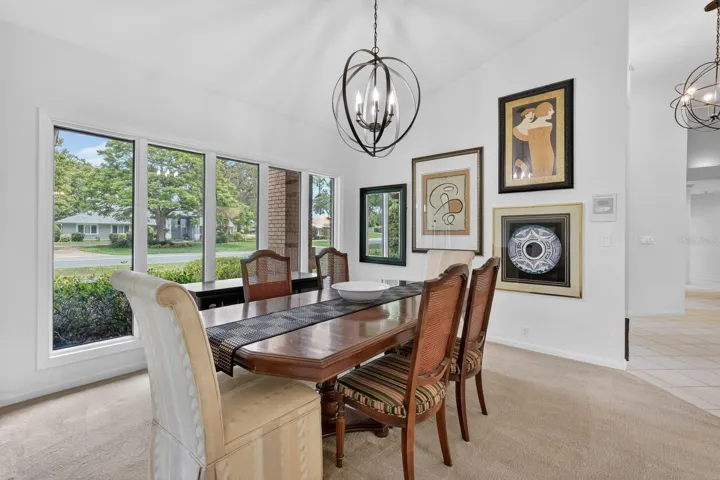 923_Club_house_Blvd_Dining