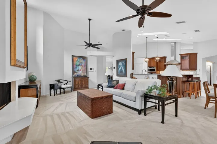 923_Club_house_Blvd_Family2