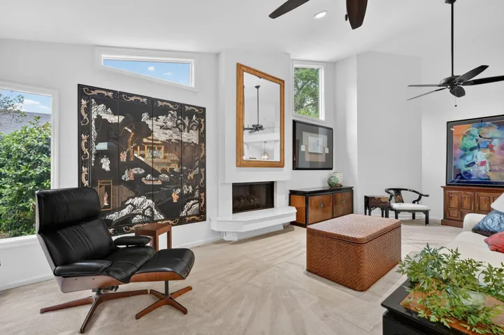 923_Club_house_Blvd_Family3