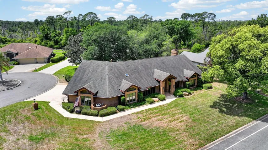 923_Club_house_Blvd_Drone