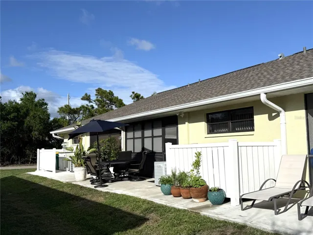 Exterior Back offers relaxing sunsets and wild life.
