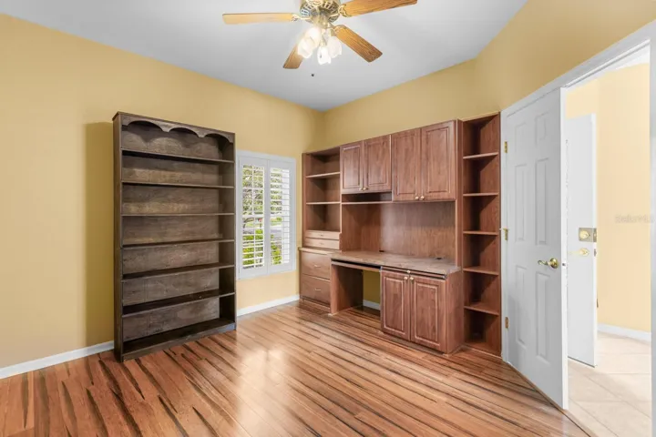 Bonus room/Den/Office